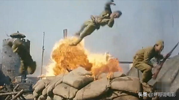 這部真事改編的動作片，殺鬼子乾脆利索大快人心，李幼斌太顛覆了