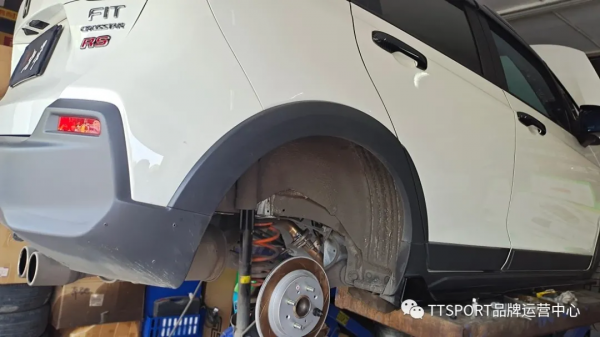 改裝案例 | 20款飛度CVT潮越MAX版後輪鼓改碟制動升級