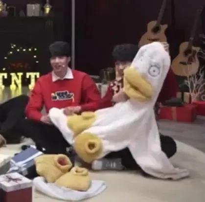 時代少年團,真的每個人都很愛很愛隊友了 時代少年團,真的每個人都很愛很愛隊友了