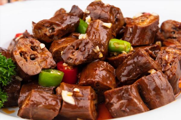 年夜飯必備5道冷菜，葷素都有，做法簡單寓意好，全家都說好味道