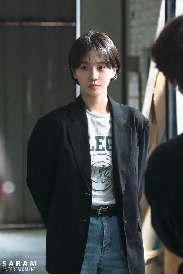 就算演配角氣場被碾壓，也不能否認她的美貌吧？