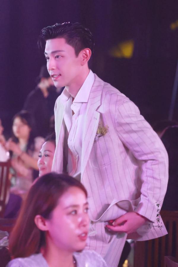 鄧倫 戀愛中的盛清讓魅力十足