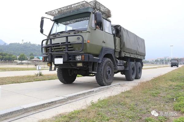 直選列兵駕駛員，入列