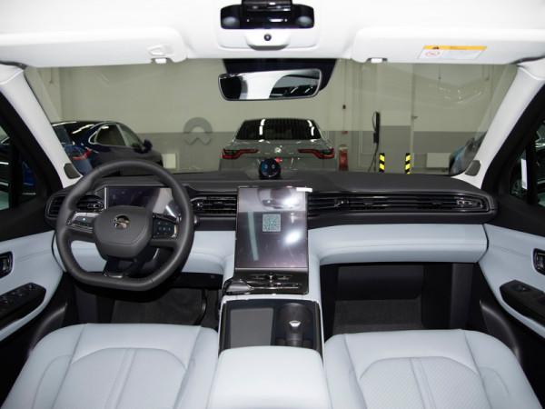 【幫你選車】純電燃油之爭 同樣四十萬出頭 選蔚來ES6還是寶馬X3