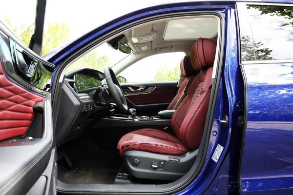 紅旗HS5上新5款車型,智慧化全新升級,低配版都綽綽有餘 紅旗HS5上新5款車型,智慧化全新升級,低配版都綽綽有餘