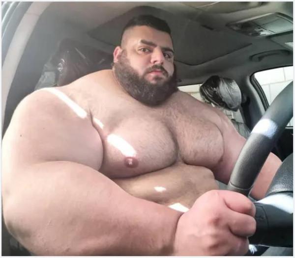 “英國綠巨人”和“伊朗綠巨人”拳擊賽時間已定，誰會更勝一籌？