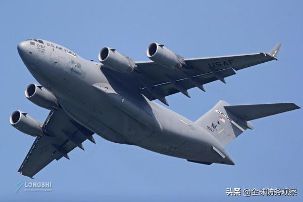 國產運20威武霸氣，具備洲際投送能力，奔赴湯加，展示解放軍實力