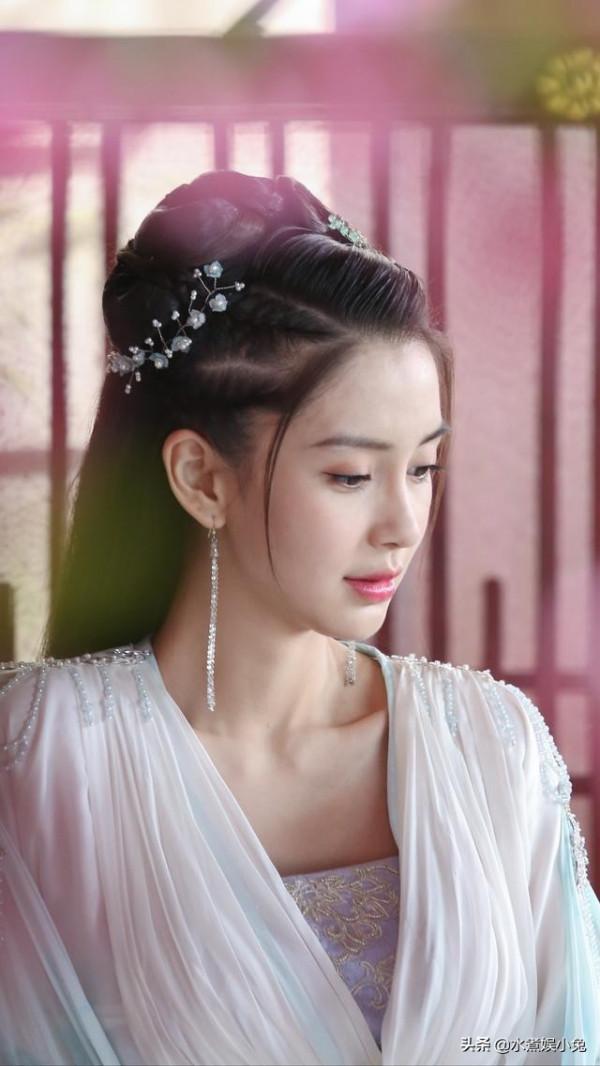 這8位非典型美人，憑什麼演起絕色大美人來既有底氣又有說服力？