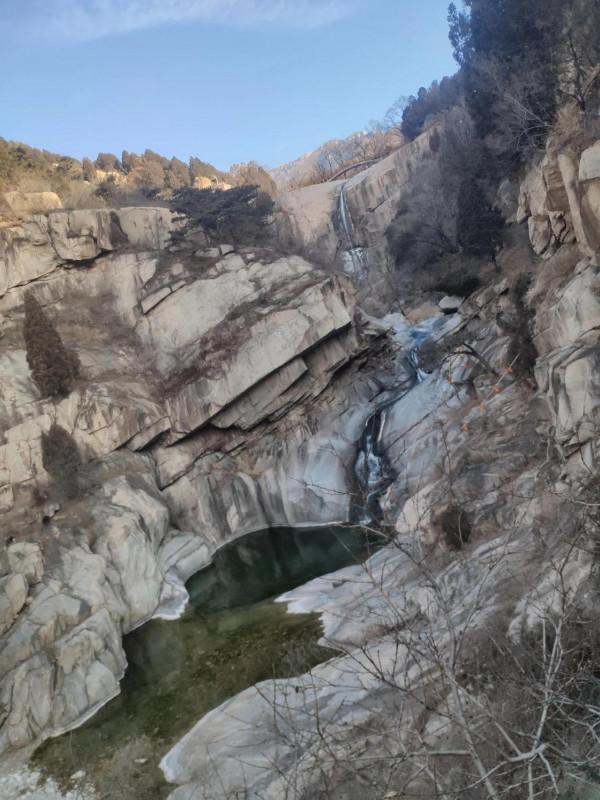 正月初五登扇子崖