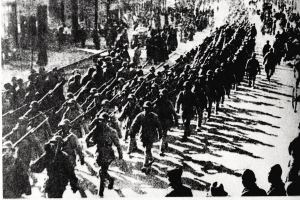 華野秘密行軍3日，突遭蔣軍轟炸，粟裕猛然大悟：那個排長有問題