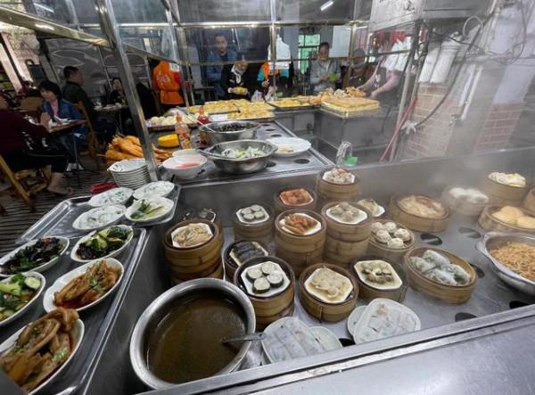 海口品市井美食：“辣湯飯”與“老爸茶”哪個能代表海南飲食文化