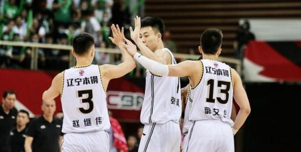 一夜3訊息!宏遠首場熱身賽結束,遼籃官宣喜訊,馬布裡主動辭職 一夜3訊息!宏遠首場熱身賽結束,遼籃官宣喜訊,馬布裡主動辭職