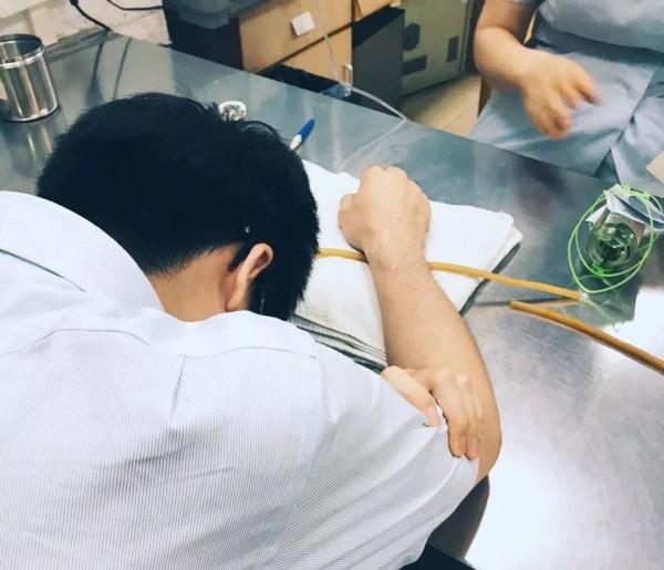 “溼氣”是怎麼來的？喝水過多就會溼氣重嗎？醫生給你講清楚