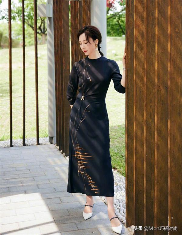 50歲女人，哪怕沒有身材焦慮，也別碰這4個穿搭雷區，容易顯老