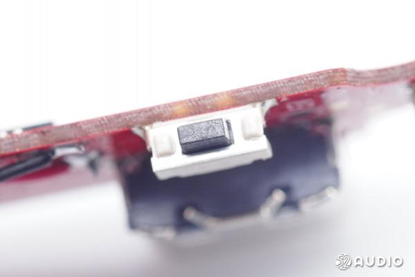 一拖二無線領夾麥克風M9拆解報告,即插即用、雙人錄製 一拖二無線領夾麥克風M9拆解報告,即插即用、雙人錄製