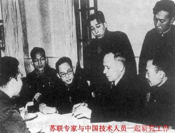 1953年，朝鮮戰場即將停戰，毛主席卻突然調30萬大軍進入朝鮮