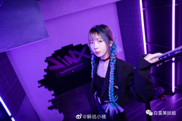 王思聰34歲生日爆熱搜，卻全網翻車被連環嘲？