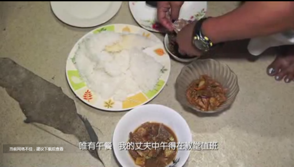 菲律賓的窮人有多慘？靠撿富人的剩飯生活，撿到雞腿能開心一天