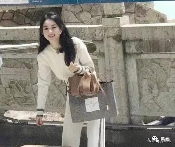 短髮or長髮，this is a question