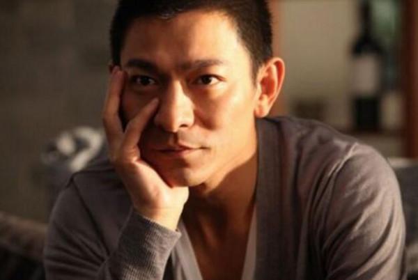 劉德華怎麼對待群演，再看看黃渤