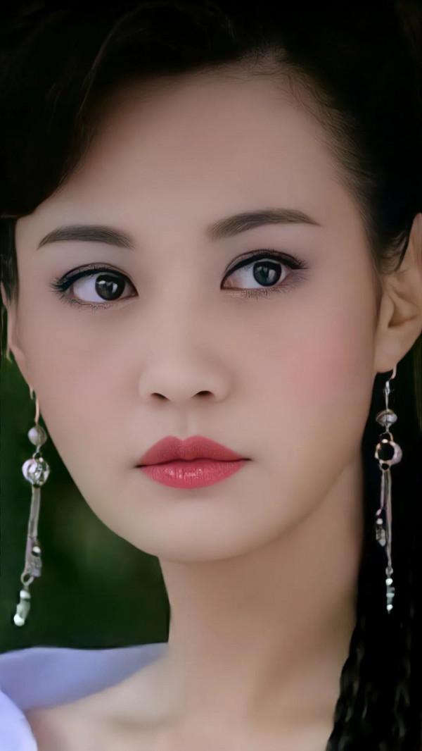 《活佛濟公》楊雪飾白靈