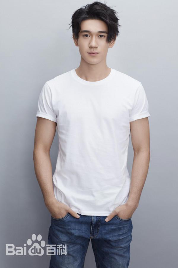 《周生如故》全員古裝與現代裝對比，你能認出幾位？