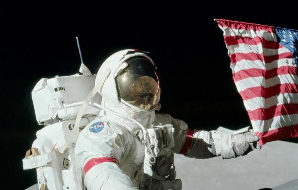 11月10日,美國收到2個壞訊息!登月計劃又受挫;特種兵起訴美軍 11月10日,美國收到2個壞訊息!登月計劃又受挫;特種兵起訴美軍