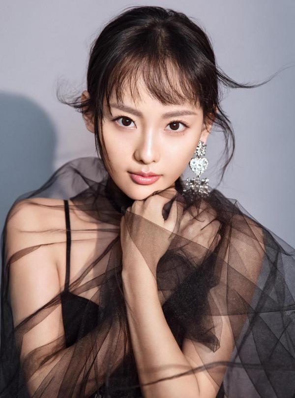 張嘉倪，一雙風情萬種的眼睛，美的勾人心魄