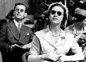 瑪格麗特從小比女王姐姐漂亮，40歲後面相刻薄俗氣，她經歷了什麼