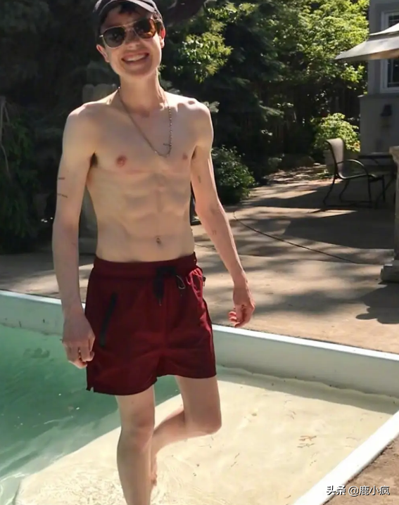 想弄懂什麼是“元宇宙”？看這5部電影就夠了，有一部片火了23年