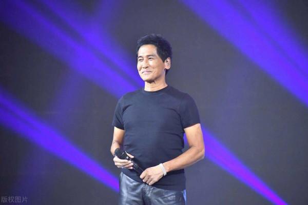 再高的名氣都會過去，明星晚年照樣落寞，有的孤獨到認樹為祖宗