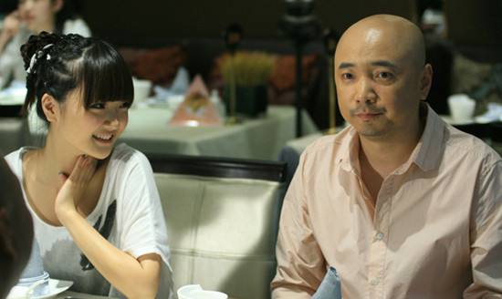 娃娃臉女神曹苑事業巔峰期嫁人，老公是同為演員的他，孩子四歲