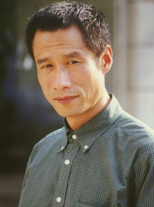 《大宅門》播出20年，男二63歲依然吃香，有人成“姨太太專業戶”