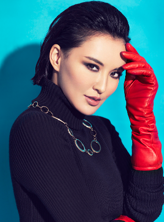 莫小奇:22歲懷孕生子,敗光父母80萬,被圈內稱為“烏鴉嘴” 莫小奇:22歲懷孕生子,敗光父母80萬,被圈內稱為“烏鴉嘴”