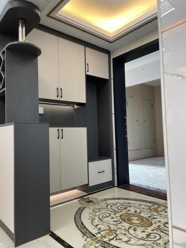 2021年裝修定製櫃子應該選那一種板材,是平開門還是拖拉門好看? 2021年裝修定製櫃子應該選那一種板材,是平開門還是拖拉門好看?