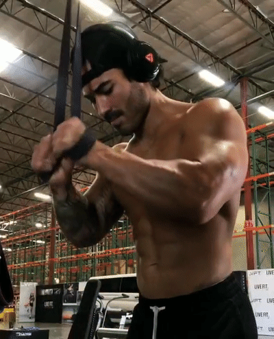 如何練臂才更高效？6個動作，幫你練出好看的手臂線條