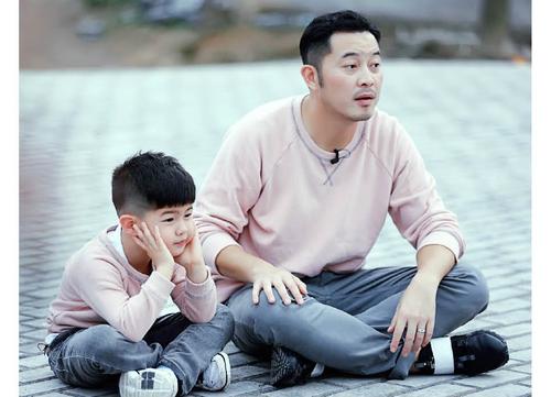 《爸爸去哪兒》12位男孩近況:軒軒進入國家隊,費曼被校園霸凌 《爸爸去哪兒》12位男孩近況:軒軒進入國家隊,費曼被校園霸凌