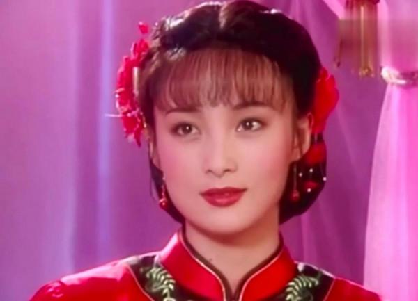 尖嘴猴腮別硬吹神顏，9位女星告訴你，古典美人從來都是珠圓玉潤