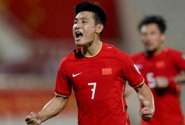 第85分鐘點球絕殺，1-0！亞洲第7終於贏了，31歲射手甩開武磊3球