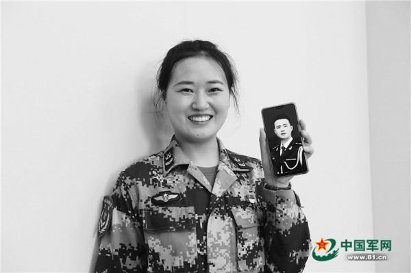 邊防線上的愛情故事:空軍上士和陸軍中尉在戰位比翼齊飛 邊防線上的愛情故事:空軍上士和陸軍中尉在戰位比翼齊飛