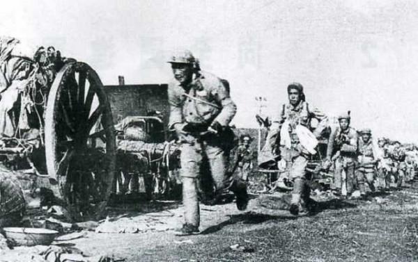 華國鋒晚年想去毛主席紀念堂,被家人阻攔後,說道:這是最後一次 華國鋒晚年想去毛主席紀念堂,被家人阻攔後,說道:這是最後一次