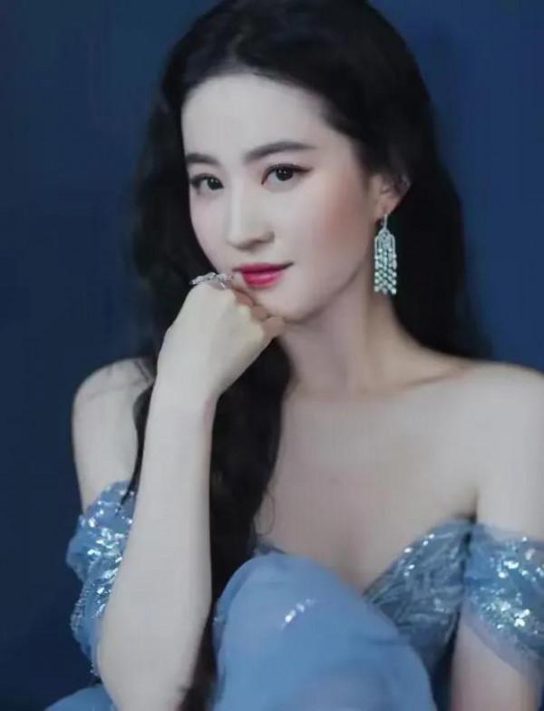 劉亦菲身材發福？她還是那個小龍女嗎