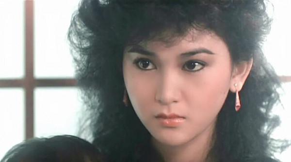 嫁入豪門不生娃,36歲靠“蘇妲己”翻紅,如今美麗依舊 嫁入豪門不生娃,36歲靠“蘇妲己”翻紅,如今美麗依舊