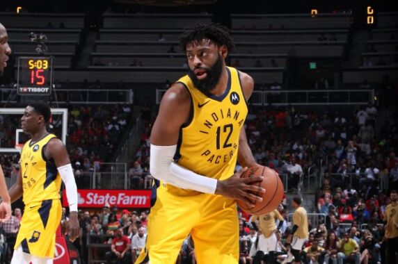 NBA恢復泰瑞克-埃文斯參賽資格，此前因涉毒被禁賽兩年