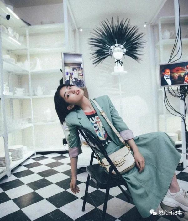 有種“時尚”叫張子楓的穿搭，明明看著很簡單，一般人卻難以駕馭