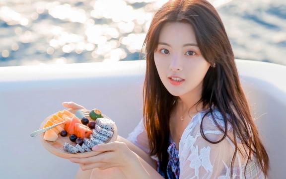 8位女星化妝前後區別大,與普通人只有一個“後期”的差距 8位女星化妝前後區別大,與普通人只有一個“後期”的差距