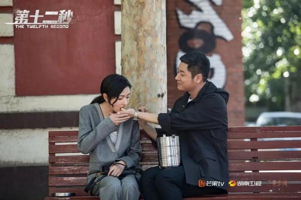 躺平看萬茜、溫崢嶸老戲骨懸疑推理劇 躺平看萬茜、溫崢嶸老戲骨懸疑推理劇