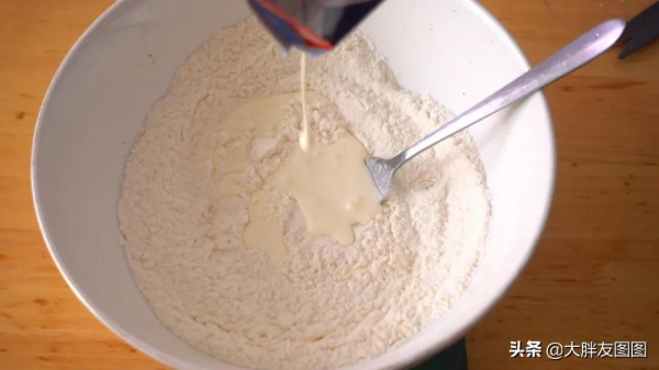 蘋果這樣做太香了，外酥裡嫩，甜而不膩，老人小孩都愛吃