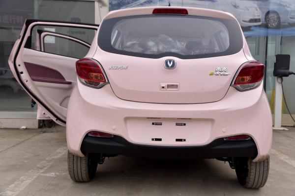 老媽想買三輪車，閨女死活不讓買：我出錢買這一款車