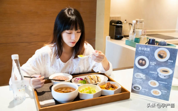 聽到她的啼哭，我開始有種當媽的幸福感以及新手媽媽的不知所措